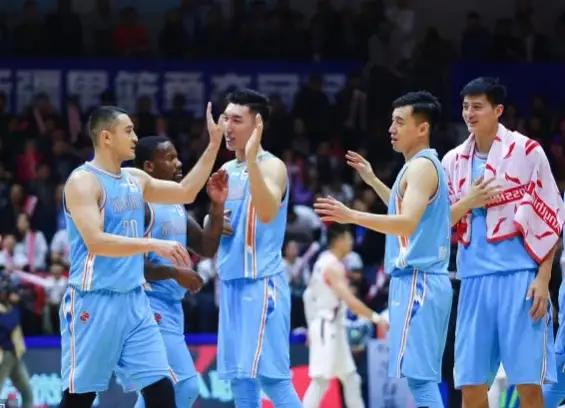 新疆男篮目前6战全胜，新赛季能夺冠吗？