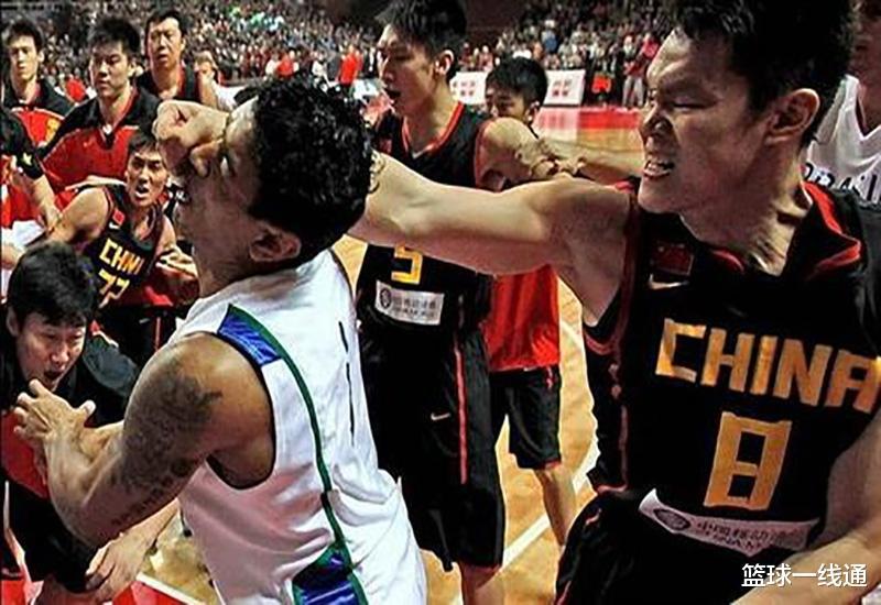 中国男篮历史“天赋”最强锋线榜已更新，2人被姚明盯紧，1人不输易建联(4)