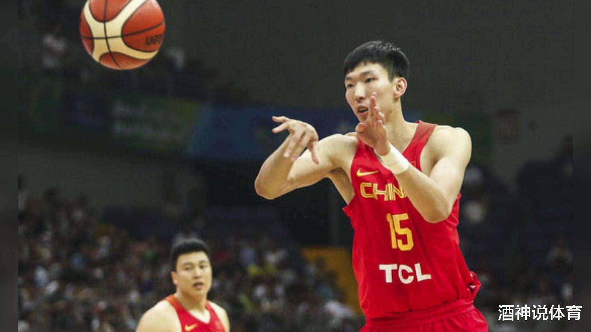 狂砍36+7，能里能外，他才是中国男篮希望，易建联最佳接班人(5)