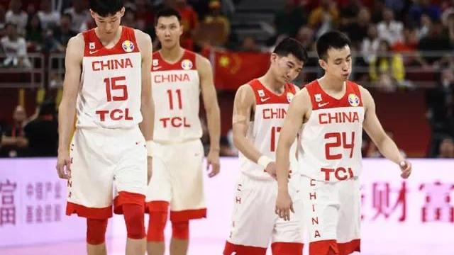 有球迷说中国男篮可以没有郭艾伦，但不能没有周琦，是这样吗？(2)