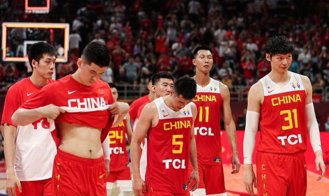 中国男篮奥运资格赛程出炉！2大强敌出线渺茫，9次连进奥运要断了
