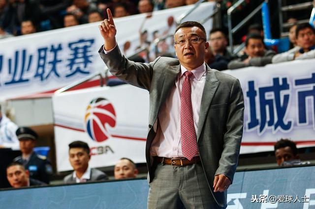 nba队里的中国教练 盘点中国男篮的国产教练(4)