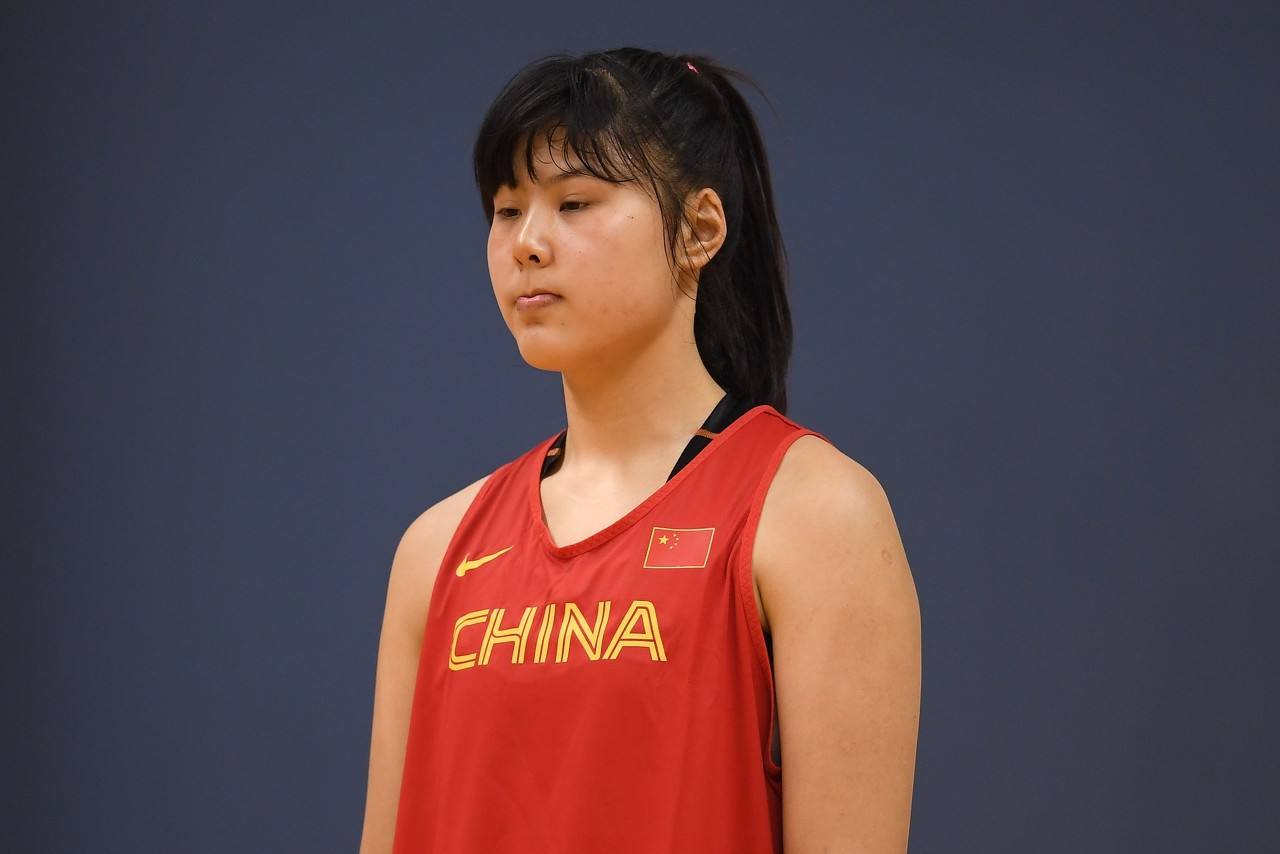 中国女版奥尼尔李月汝，21岁重达206斤，对抗力量比周琦还要出色(4)