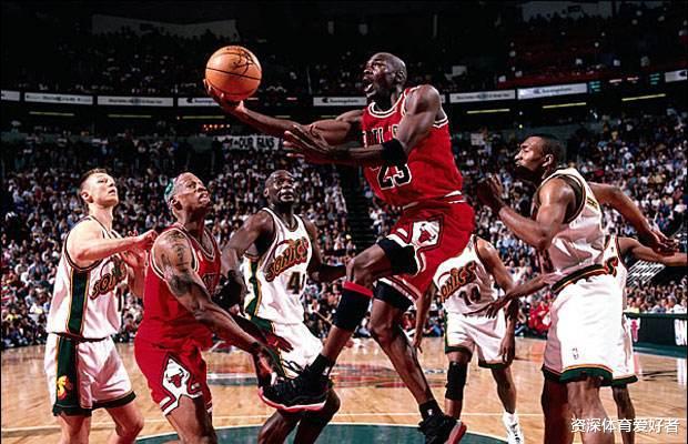 1996年重回NBA的乔丹，当时是联盟自由球员，各支球队的报价如何(2)