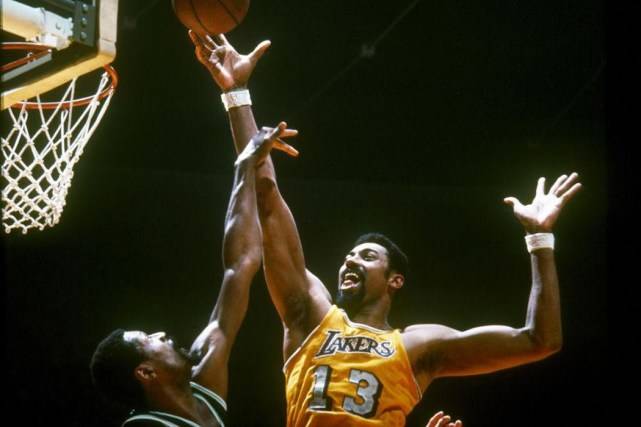 单赛季3000分什么概念？翻遍NBA历史74年，仅2人做到过(1)