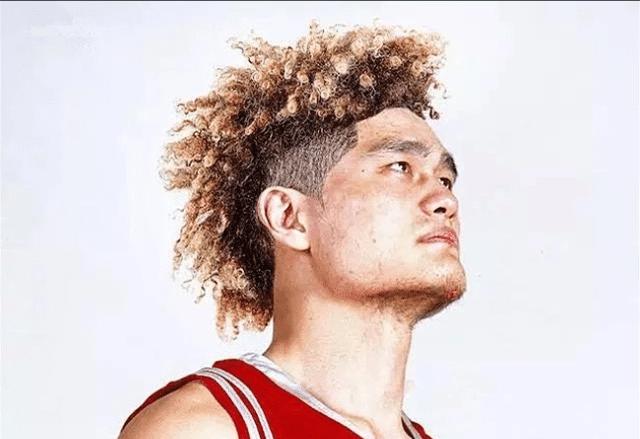 nba球星短发怎么做的 给NBA球星加上洗剪吹发型(9)