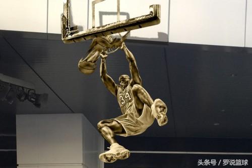 nba雕像 盘点拥有雕像的那些NBA球星(17)