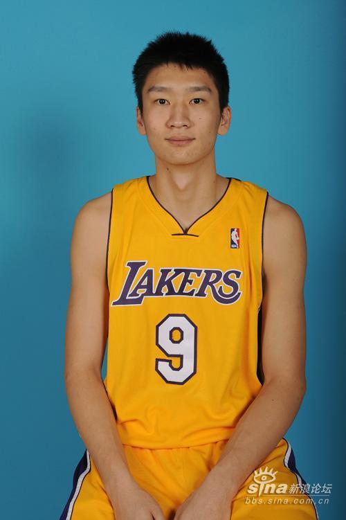 中国篮球运动员nba戒指 他是中国篮球历史第一人(1)