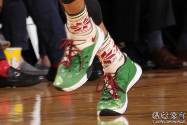 nba2015到2016圣诞大战 16赛季NBA圣诞大战球鞋盘点(13)