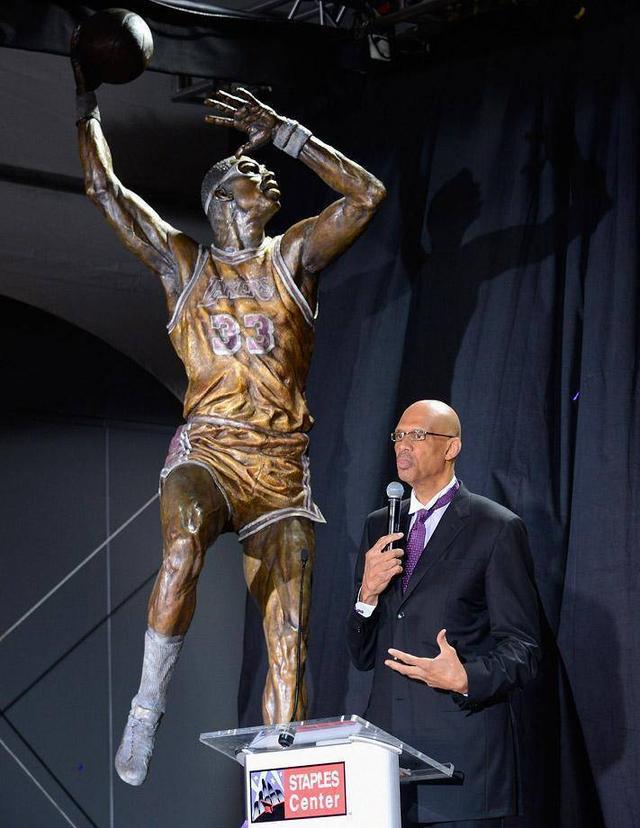 nba球星雕塑 NBA球星的雕像(5)