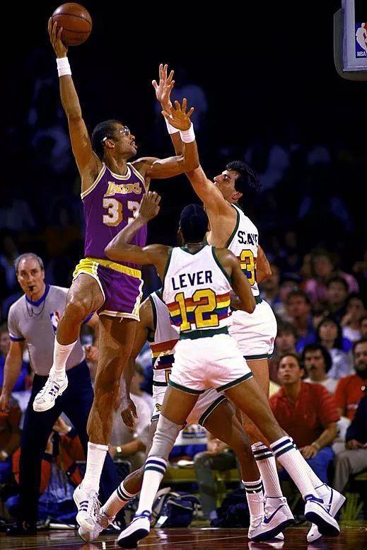 80年代的nba 80年代的NBA有着什么样的神奇魔力(11)