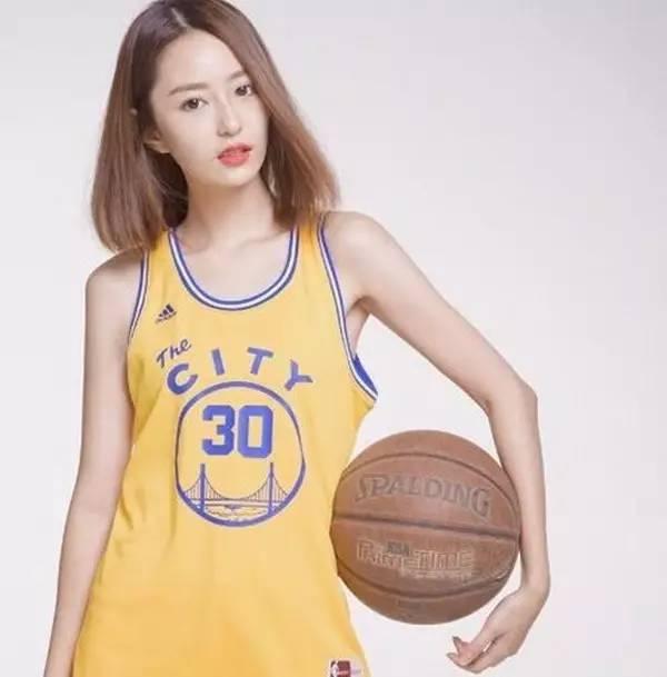 nba女主播小七 最美NBA女主播王小七(12)