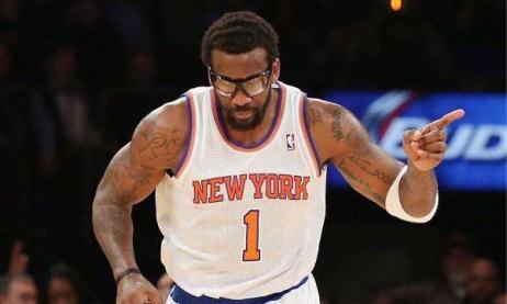 nba中锋戴眼镜的有谁 NBA历史五大戴眼镜球员(5)