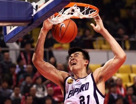 能进nba的中国球员 未来能进NBA的5大中国球员(2)