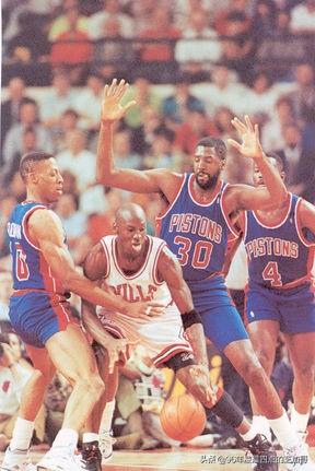 1991nba总决赛第一场 1991年NBA总决赛第一场——遗憾的绝杀(2)