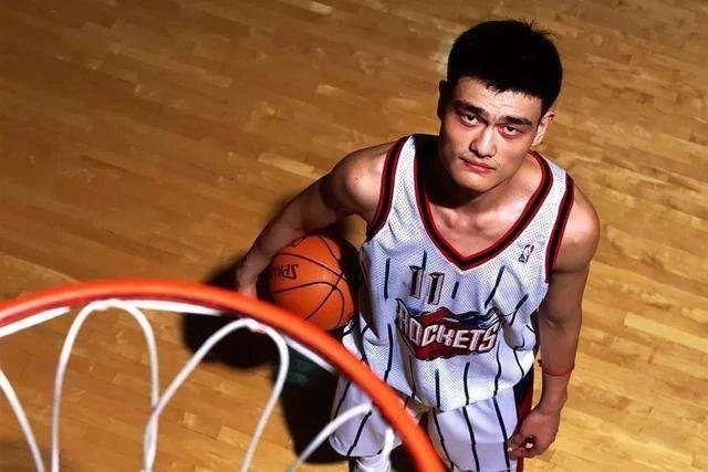 中国打球nba状元 中国第一个NBA状元