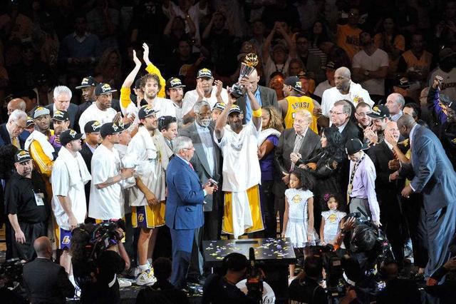 0910nba 2010赛季NBA总决赛(1)