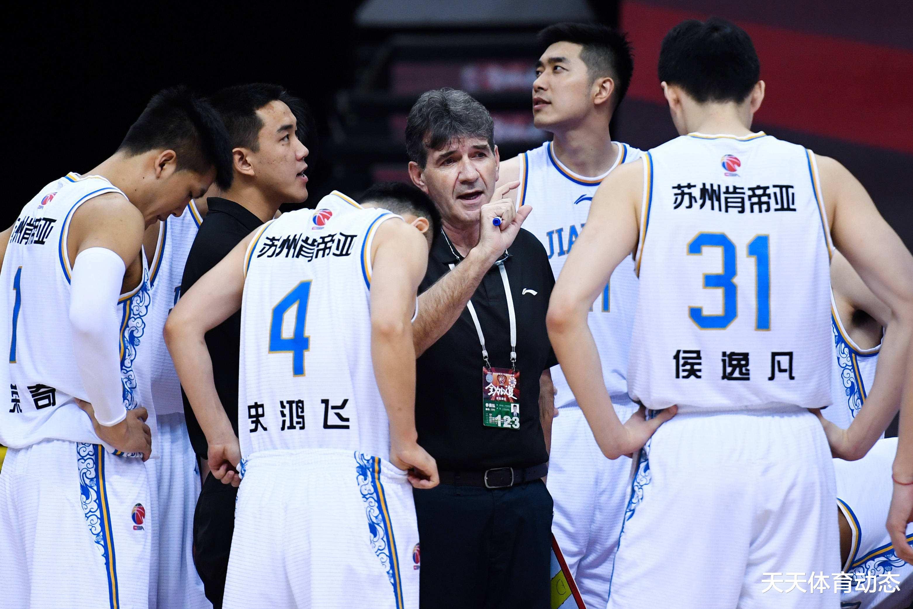 北京男篮快出手，CBA名帅正式下课，或是北京男篮夺冠最后拼图！(4)