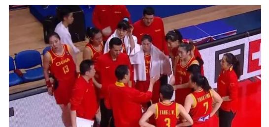 中国女篮100: 60胜韩国女篮小组赛完美收官，你怎么看？(13)