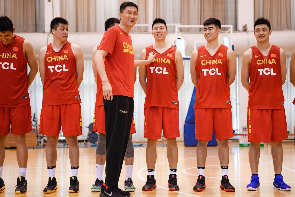 中国男篮新任队长胡明轩接受专访：当队长既是激励，更是历练(3)