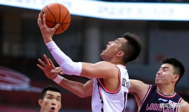 现在中国男篮的阵容当中，哪些球员能够称得上亚洲顶级球员？