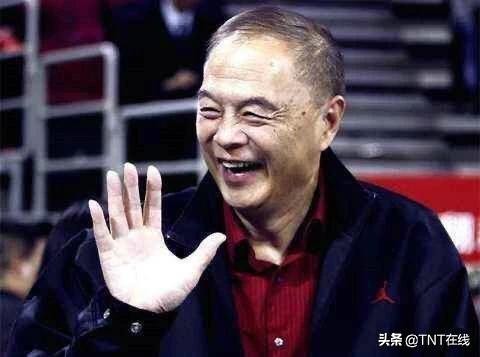 nba中国七大解说 NBA中国解说界的俊男靓女(1)