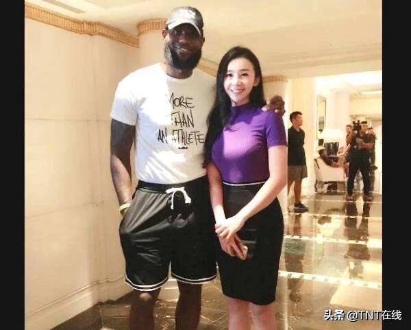 nba中国七大解说 NBA中国解说界的俊男靓女(4)