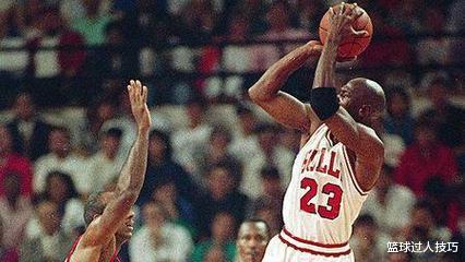 NBA最难封盖的五人：库里出手速度0.3秒，杜兰特臂长出手点高(2)