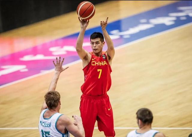中国男篮现役从未拿过40分的巨星！天才控卫携最强3D上榜(8)