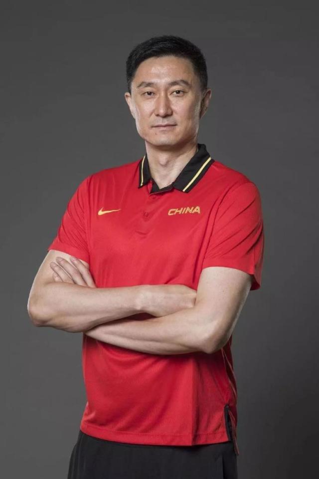 中国男篮集训名单公布 主帅杜锋透露选拔球员标准(2)