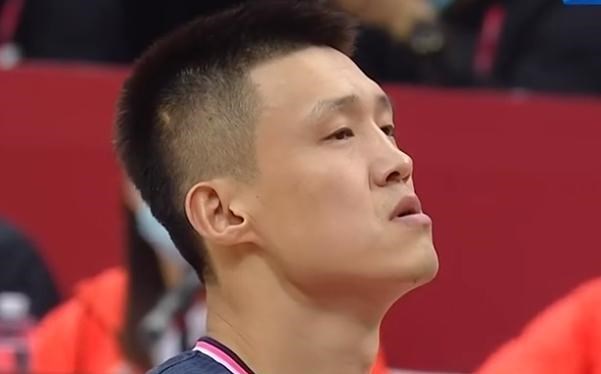 21人！亚洲杯预选赛：中国男篮踏上新征程，名帅转身引人关注(3)