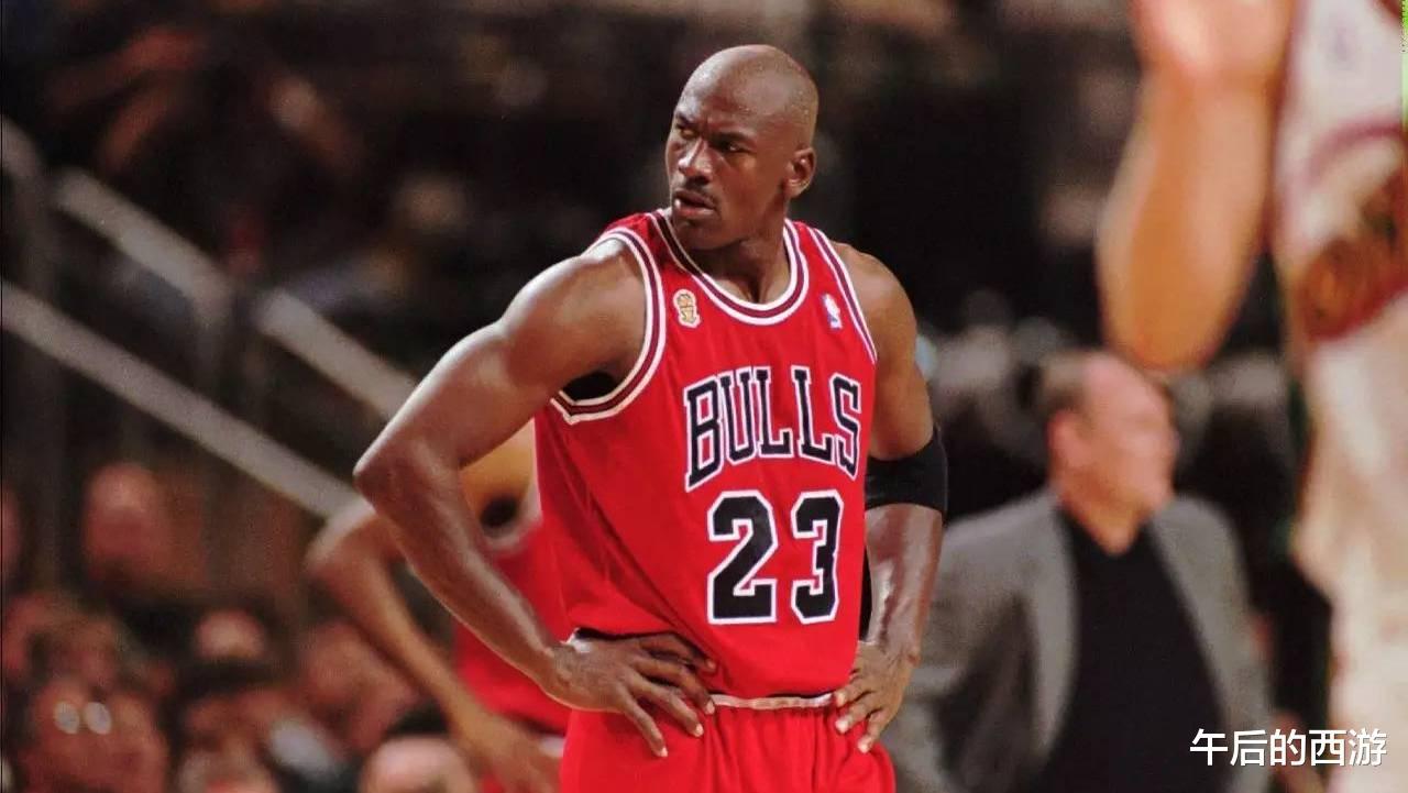 90年代对抗激烈，为何乔丹很少受伤？这就是篮球之神，实至名归