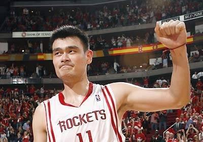 姚明在NBA创造过八大纪录：首位入选名人堂亚洲人，首位篮协主席(5)