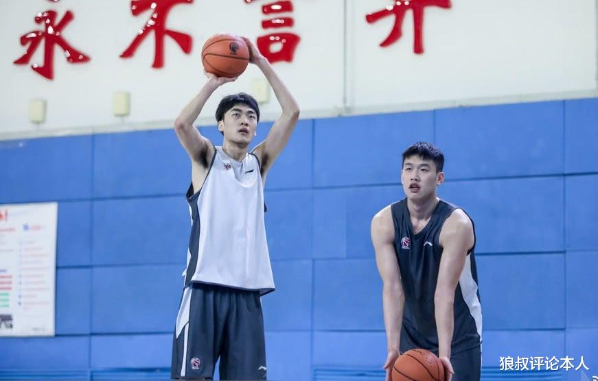 杨鸣太狠了！辽宁男篮热身赛，年轻球员竞争白热化，3小将抢位置(3)