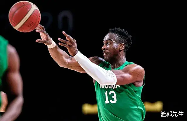 25+6！带队灭尼日利亚！名嘴：米尔斯在FIBA比利拉德更好(5)