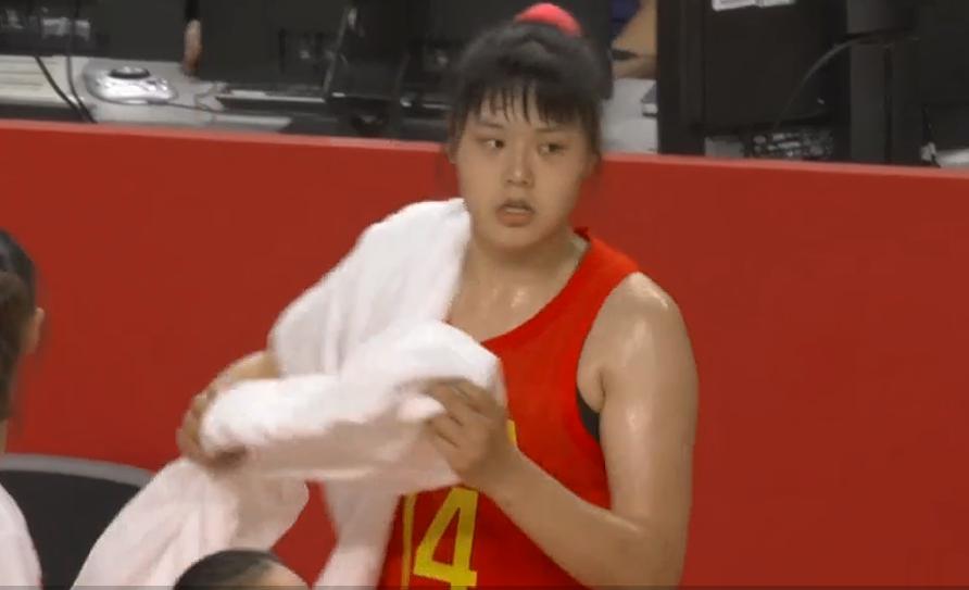 20分钟领先27分！中国女篮揭幕战太出彩，姚明露出了久违的笑容(2)