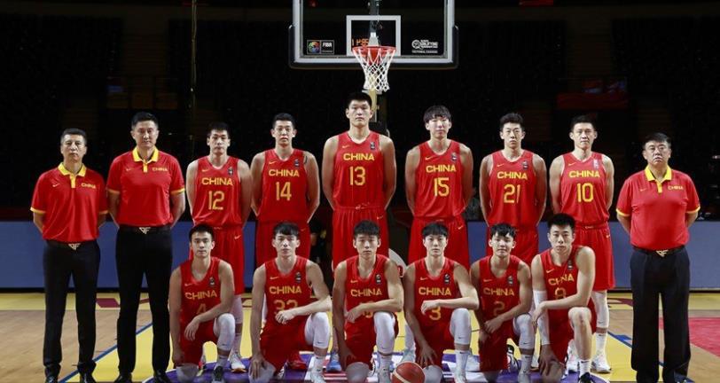好消息！欧洲联赛邀请中国男篮2名虎将试训，网友：别太高估自己(2)