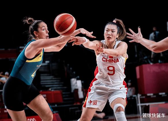 又赢了8分！中国女篮第3节又打懵澳洲 距离出线只差10分钟！