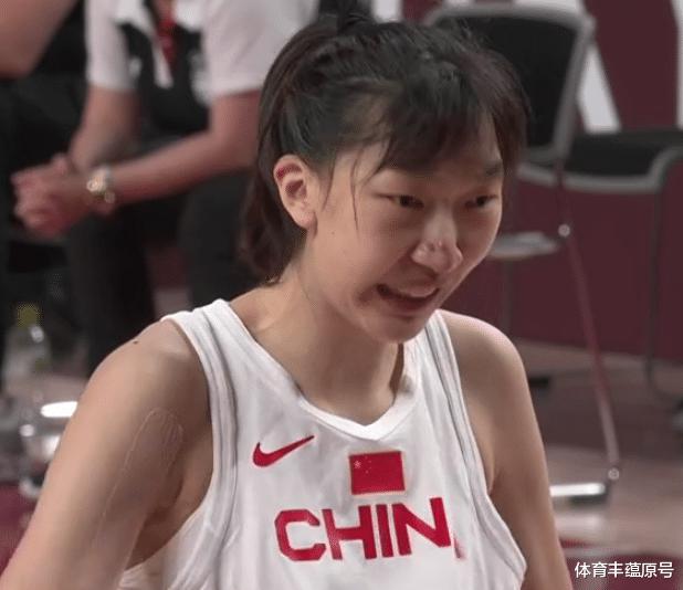 一战回到起点，中国女篮剑指巴黎，主教练带来疑问，问题期待解决(2)