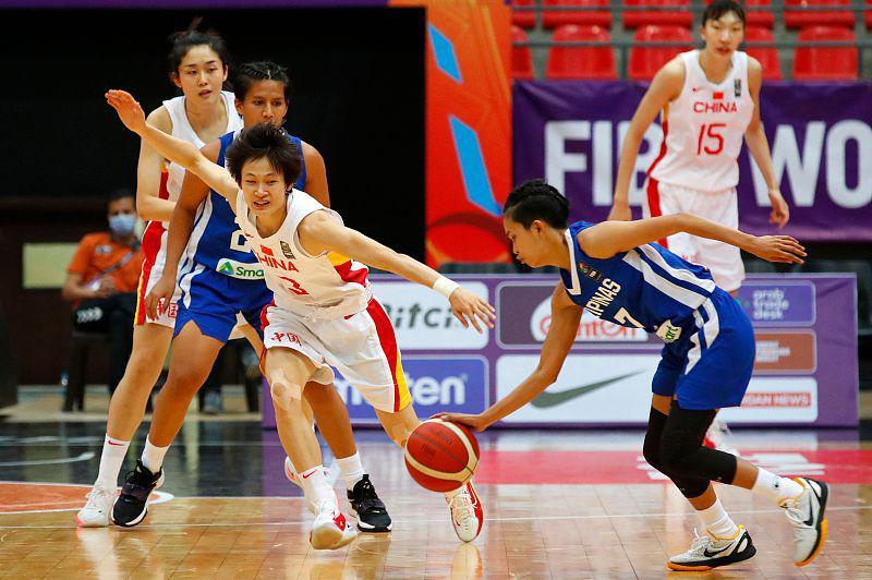 狂胜91分！中国女篮喜迎亚洲杯开门红，七人得分上双，双塔35+10(4)