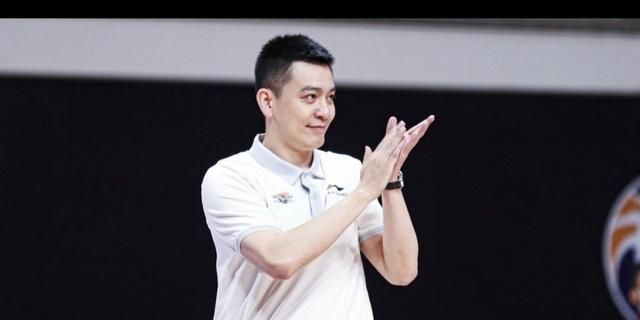 CBA教练杨鸣为什么会被大众喜欢？(1)