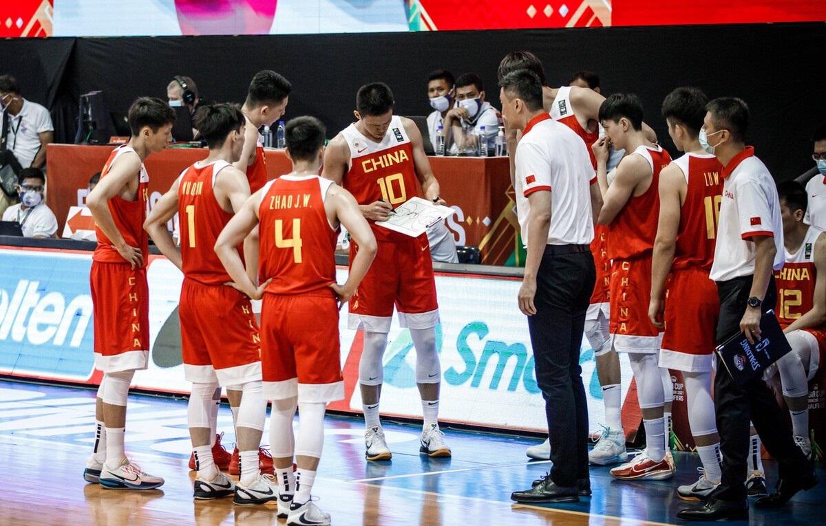 对阵日本男篮，周琦需隔离观察，中国男篮依然准备充足，兼容性高
