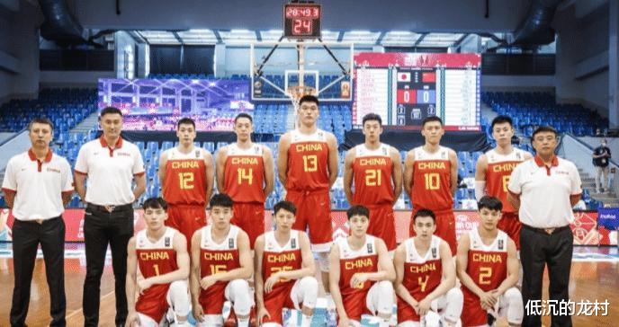 迎来大考：杜峰上任后中国男篮首场重要比赛，质疑声中如何正名