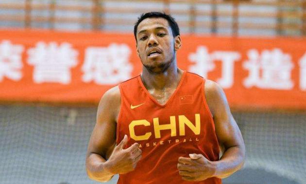 中国男篮的希望，视詹姆斯为偶像，努力成为中国的八村塁(7)