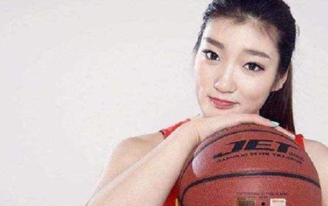 实力与颜值并存，盘点中国女篮史上的女神级运动员，许诺美到爆(3)