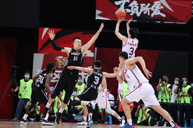 CBA季后赛出大麻烦，中国篮协正式发布公告：各队原地待命(4)