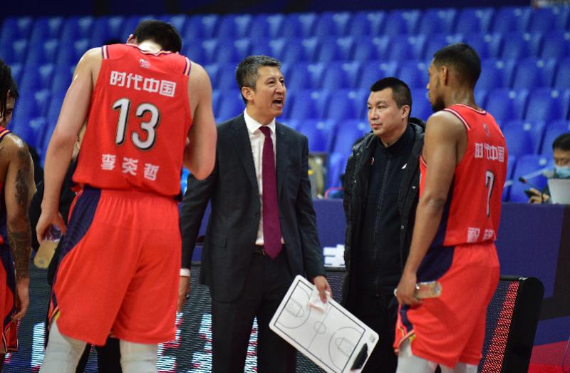 晋级季后赛不是终点，广州龙狮男篮渴望争取更大进步