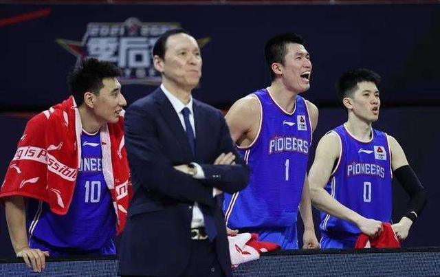 中国男篮又涌现16岁小将，国外首秀潜力大，可能成为第2个赵继伟(4)