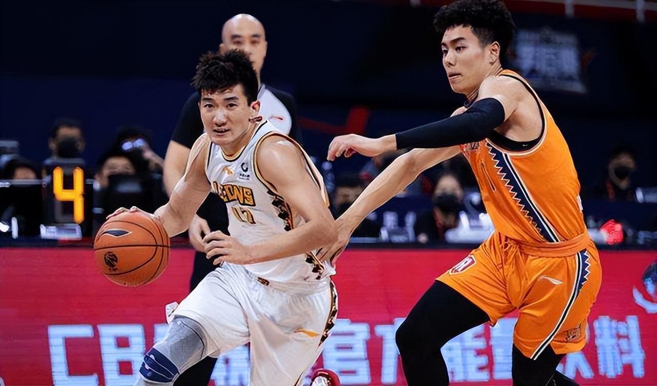 上海男篮离队首人或出炉！季后赛场均仅0.6分，或加盟吉林男篮