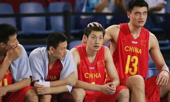曝中国男篮教练敲定，周琦等7人锁定名单，付豪或取代周鹏胡金秋(7)